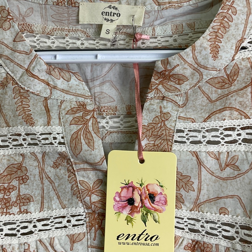 Entro Caramel Abstract Leaf Print Peplum Blouse - Picture 4 of 8